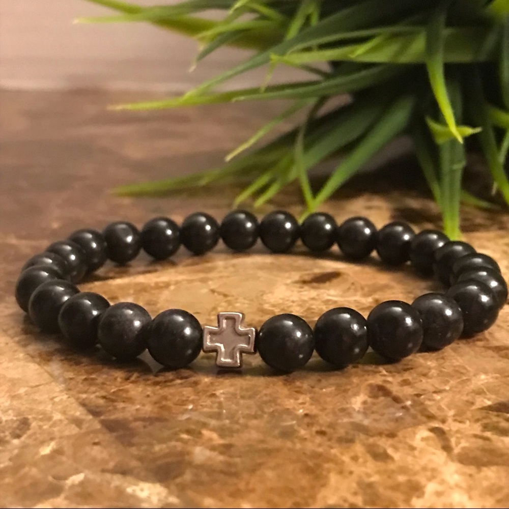 New Men’s Trendy Onyx with Silver Cross Beaded Bracelet
